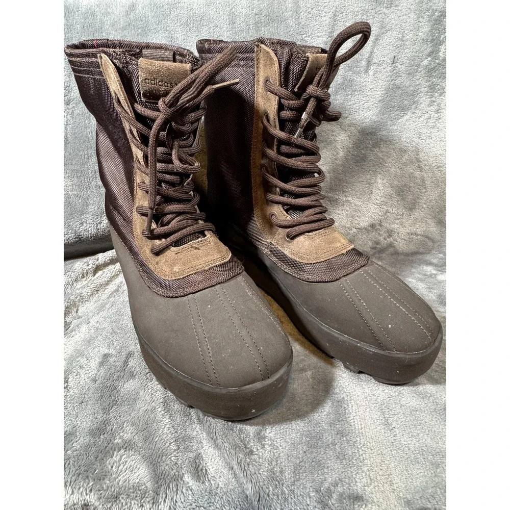 Adidas Yeezy 950 Boots Mens Size 10 Brown Nylon Duck Snow Winter Outdoor AQ4830